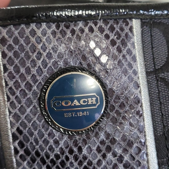 Purse - Picture 3 of 3